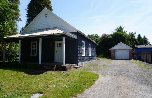 Remodeled Yacolt Home w/ Detached Garage for Lease - 205 N. Hubbard Ave photos photos