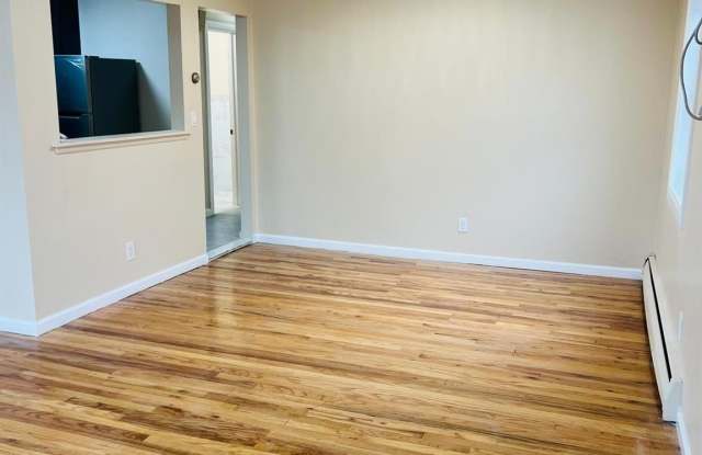83 Gibson Boulevard Gallery 2