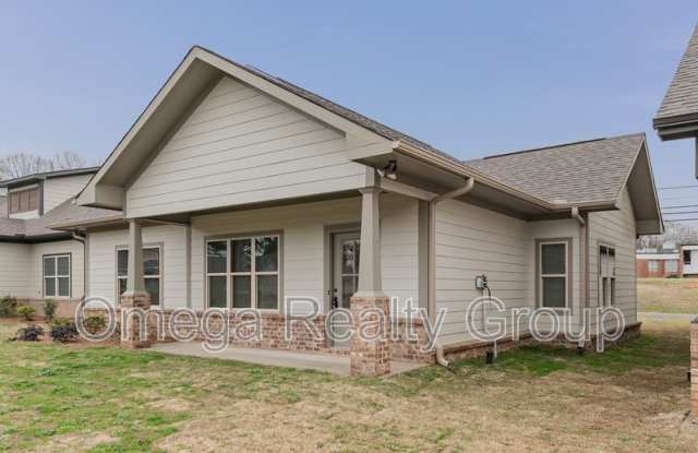 8608 Old Highway 31 Gallery 2