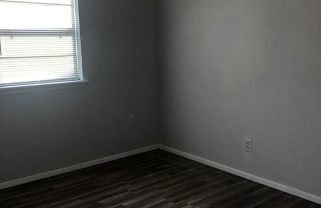 4802 South Austin Street Gallery 4