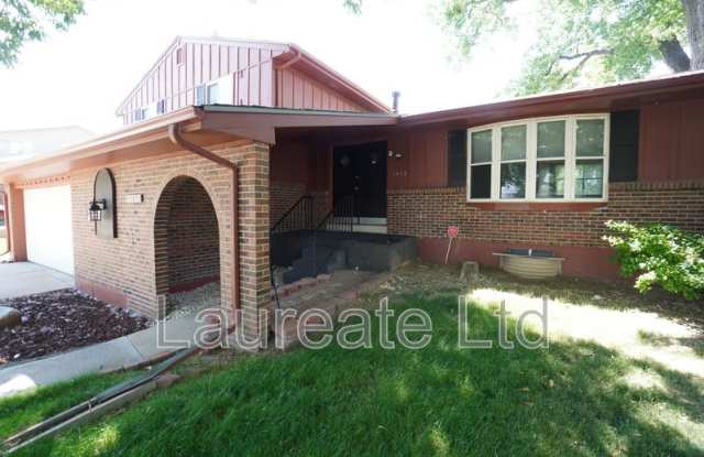 1472 W. Geddes Ave Gallery 2