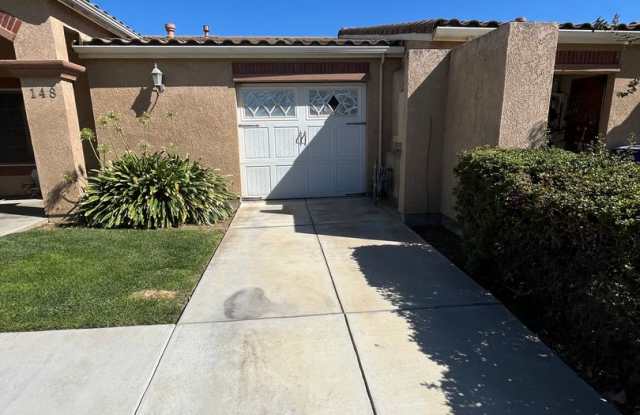 55+ Gated Community Beautiful 2Bed / 1 Bath Home Gallery 3