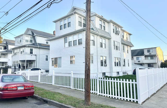 69 Tremont Ave - 69 Tremont Avenue, Bridgeport, CT 06606