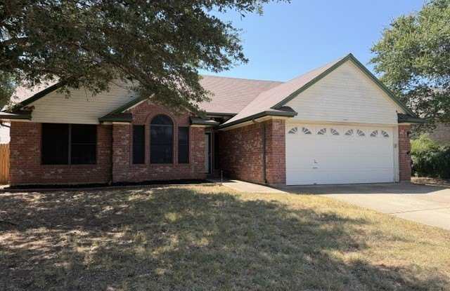 1511 Sunflower Lane Gallery 1