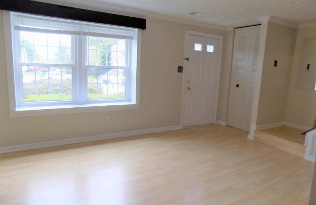 5920 SPRUCE RUN Court Gallery 3