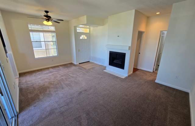 LUXURY MIRA MESA/MIRABELLA Condo Gallery 3