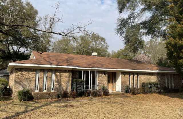 613 Vaughan Dr N photos photos