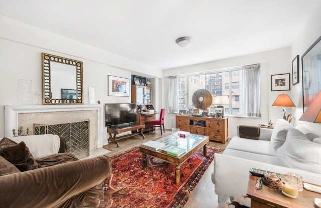 41 West 58th Street photos photos
