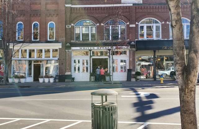 104 Gist St - 104 Gist Street, Franklin, TN 37064