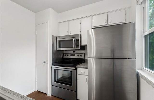 2119 Oxford Avenue photos photos