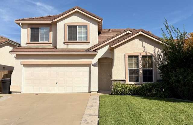 216 Early Light Court Gallery 2