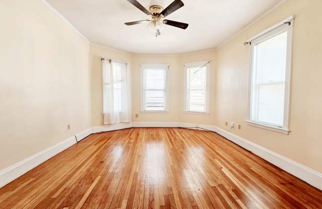 243 Callender Street photos photos