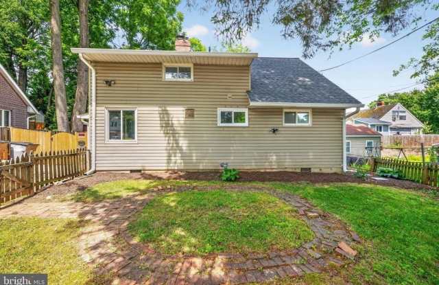 303 Nimitz Avenue photos photos