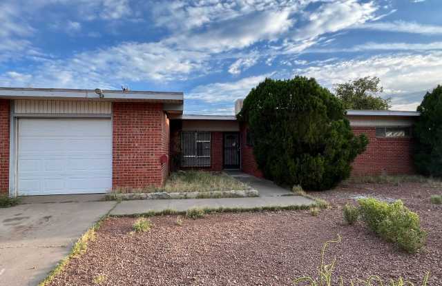 3-Bedroom Northeast Home Near Fort Bliss photos photos