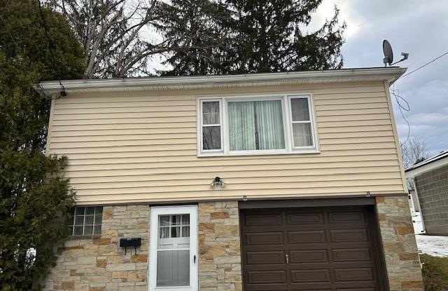 R 219 ROSEWOOD STREET photos photos