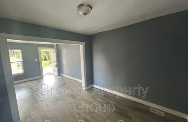 523 E. Vine St photos photos