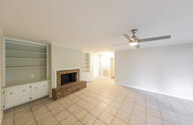 3411 Royal Carriage Drive Gallery 4