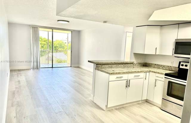 8373 Lake Dr photos photos
