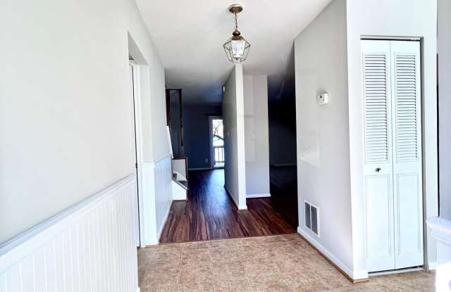 13710 AUTUMN VALE Court Gallery 2