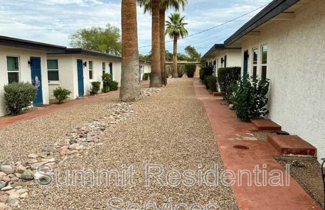 1350 N Country Club Road photos photos