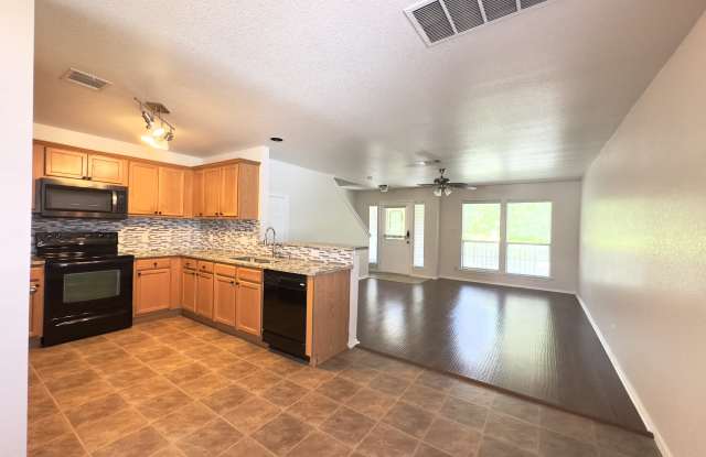 513 Rolling Oak Drive photos photos