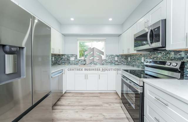 1333 Stillwood Drive NortheastApt #3 photos photos
