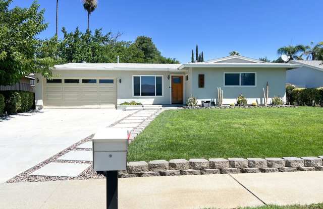 Newly Upgraded 3 bedroom 2 bath - 1855 West George Street, Banning, CA 92220