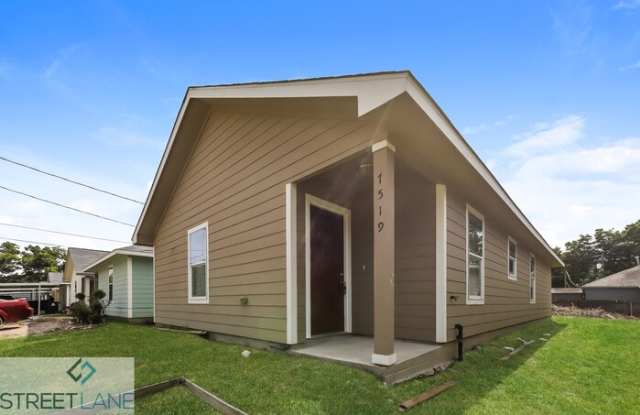 7519 Dyer Street Gallery 2