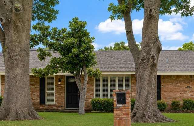 10141 Fieldfare Court Gallery 2