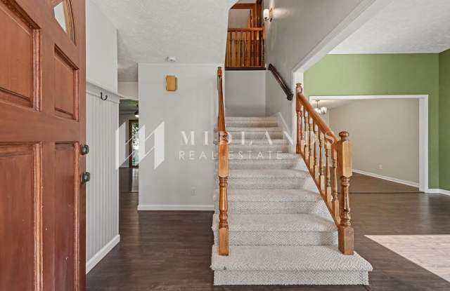 2-Story Home Two Springs Gallery 3
