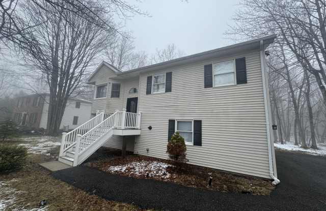 127 White Tail Lane photos photos
