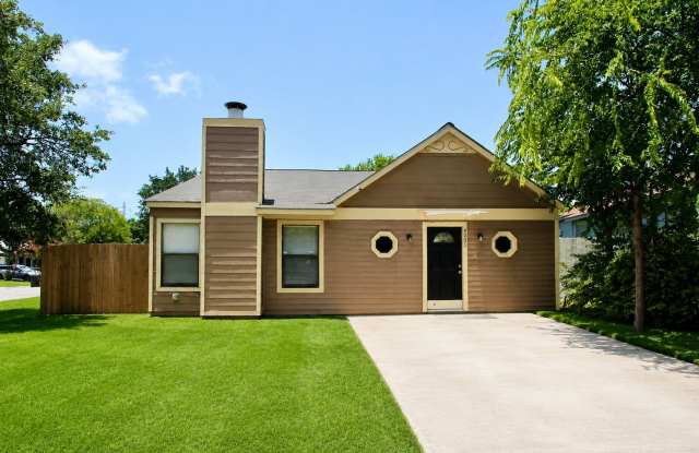 4001 COLONIAL SUN DR Gallery 1