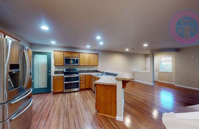 Beaverton - Stylish, Light  Bright, Close To Nike  Intel photos photos