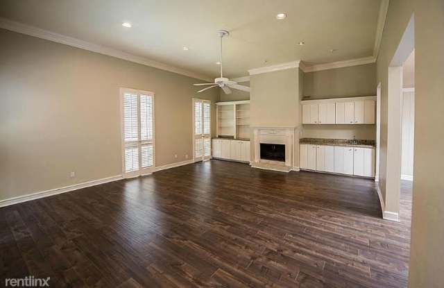 7902 Hilshire Green Dr Gallery 3