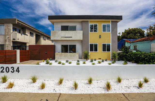 2034 S Garth Avenue Apartments Gallery 4