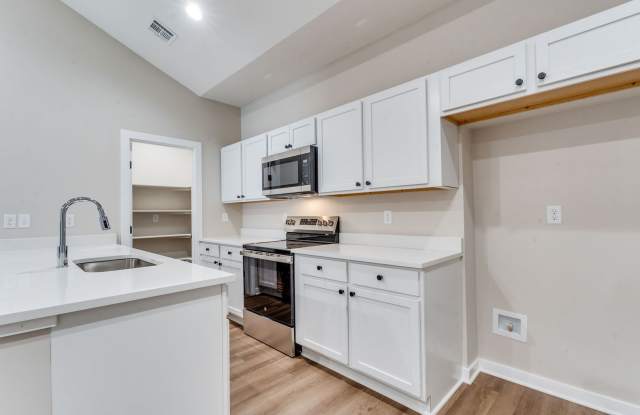 Fox Ridge Marley Gallery 1