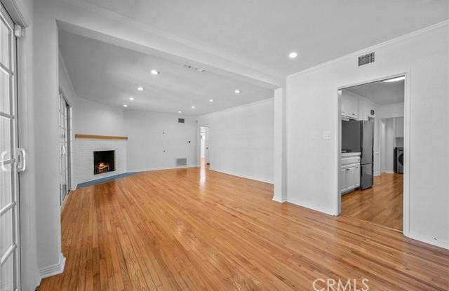 12609 Milbank Street Gallery 4
