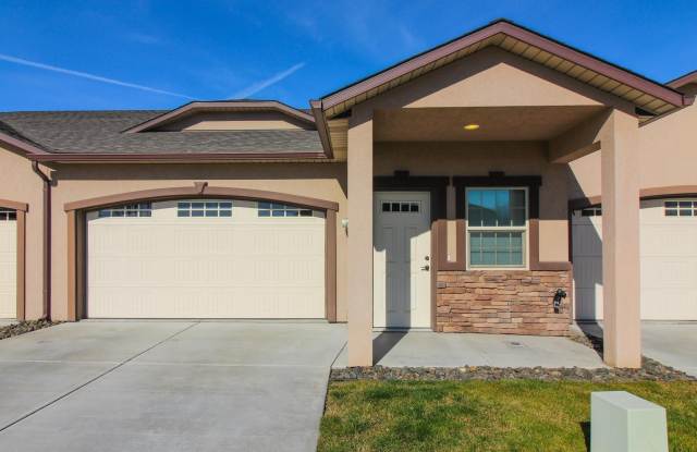 2790 W 30th Place photos photos