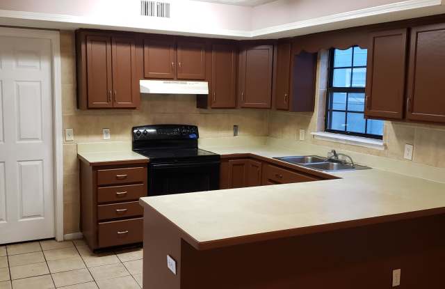 400 TROUT RIVER DR Gallery 2