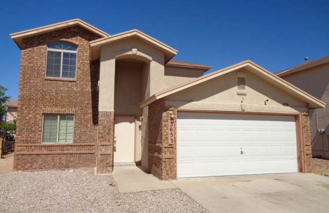 Charming Two Story Eastside Home With Evaporative Air Located In Quiet Neighborhood photos photos