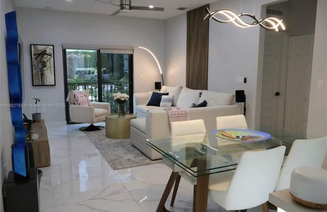 8363 NW 41st St photos photos