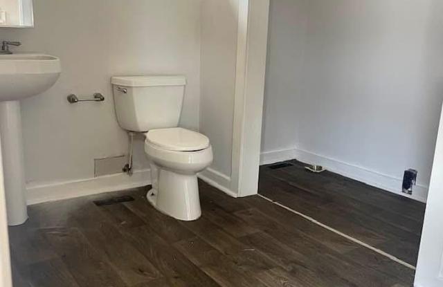 618 Montgomery St photos photos