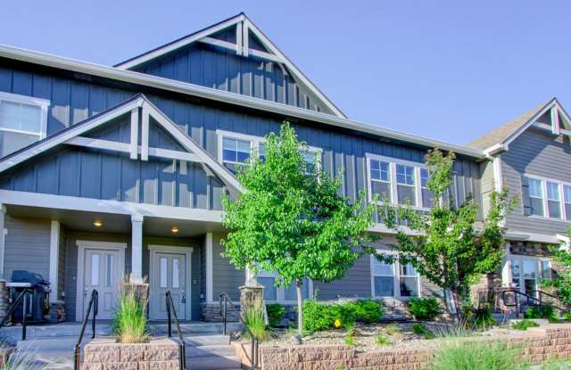 Spacious 3BR Townhome in Fort Collins Gallery 3