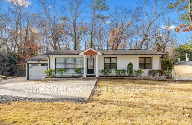 1065 Lee Circle Northeast photos photos