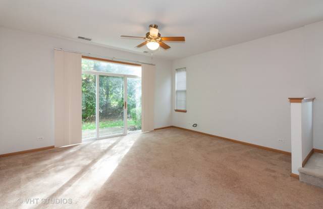 2526 Oneida Lane Gallery 2