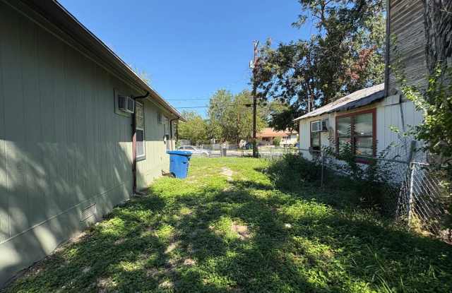 Beautiful 3 Bed 2 Bath Home with Gated Yard, Trailer Parking + Storage Shed | $1,349 Gallery 4
