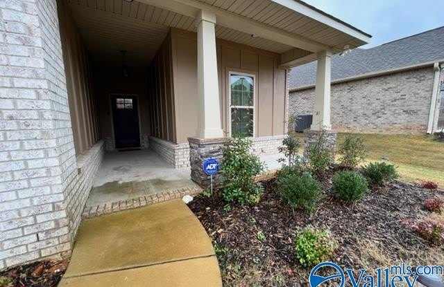 136 Gardencove Circle Gallery 2