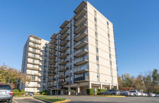 1 Bed 1 Bath Condo in Barcroft Hills photos photos