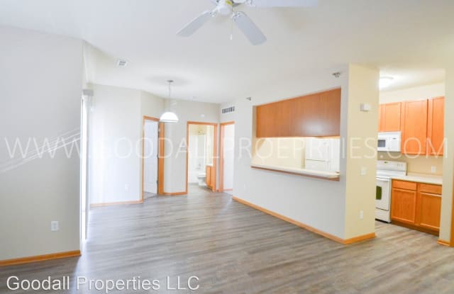 2323 E Porter Ave #63 - 2323 E Porter Ave, Des Moines, IA 50320