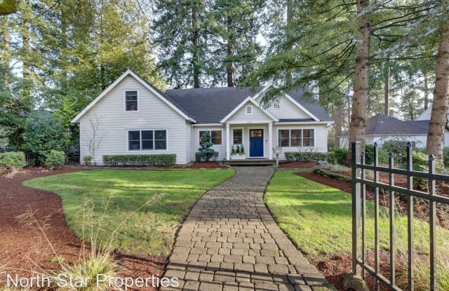 367 10th St. - 367 10th Street, Lake Oswego, OR 97034